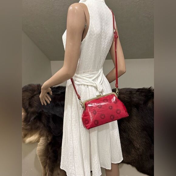 Red Cowhide Leather Handmade Push-lock Purse/Crossbody Includes  Small Clutch - Picture 6 of 16